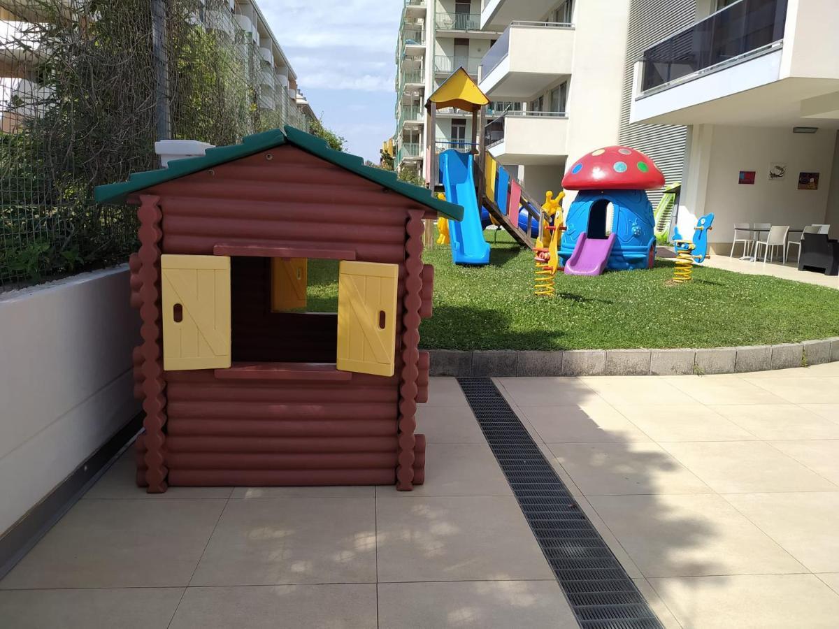 Residence Panorama Apart Hotel Bibione Bagian luar foto