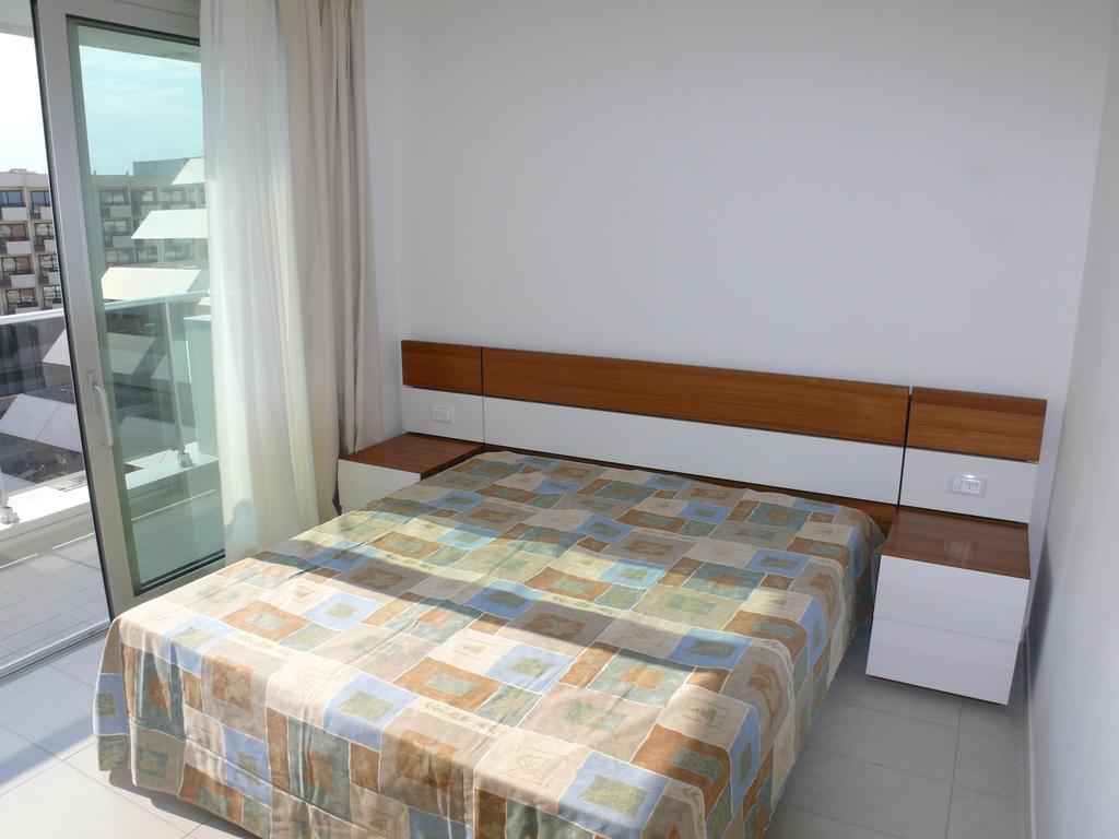 Residence Panorama Apart Hotel Bibione Bagian luar foto