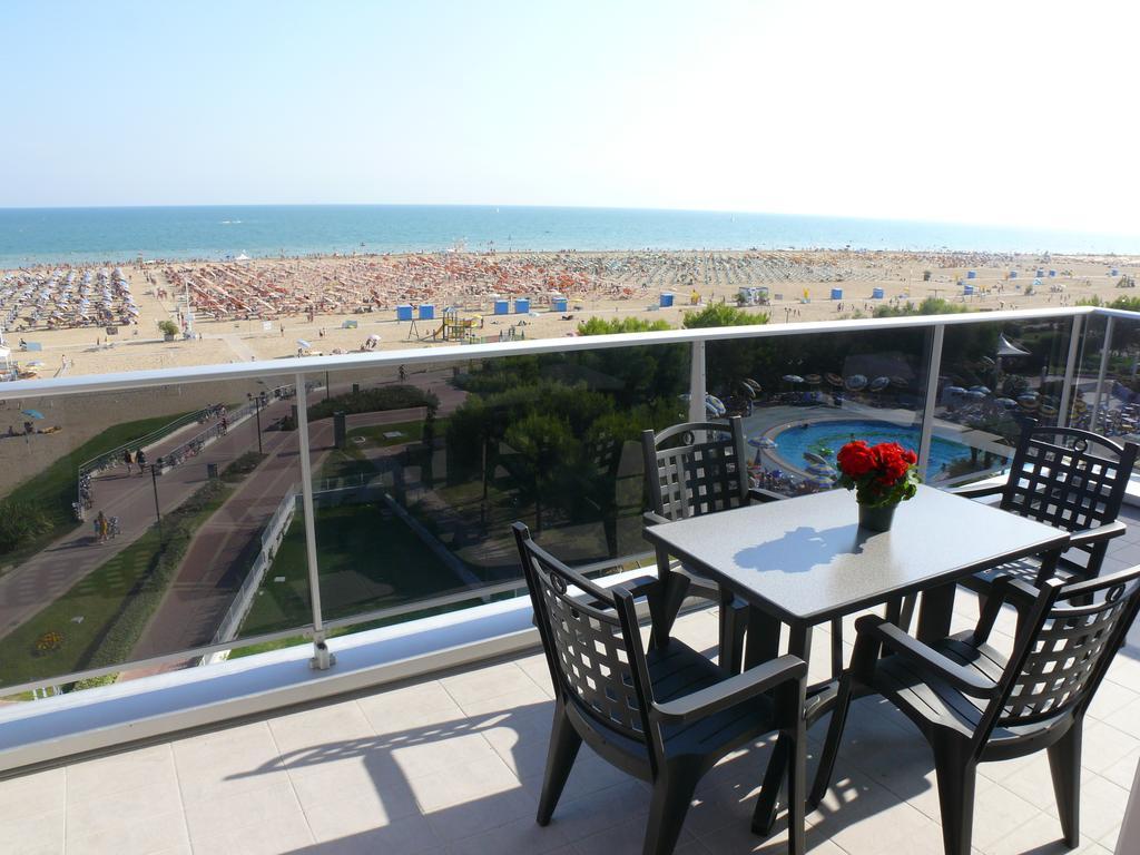 Residence Panorama Apart Hotel Bibione Ruang foto